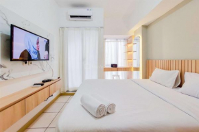 Modern Look Studio Apartment at M-Town Residence By Travelio